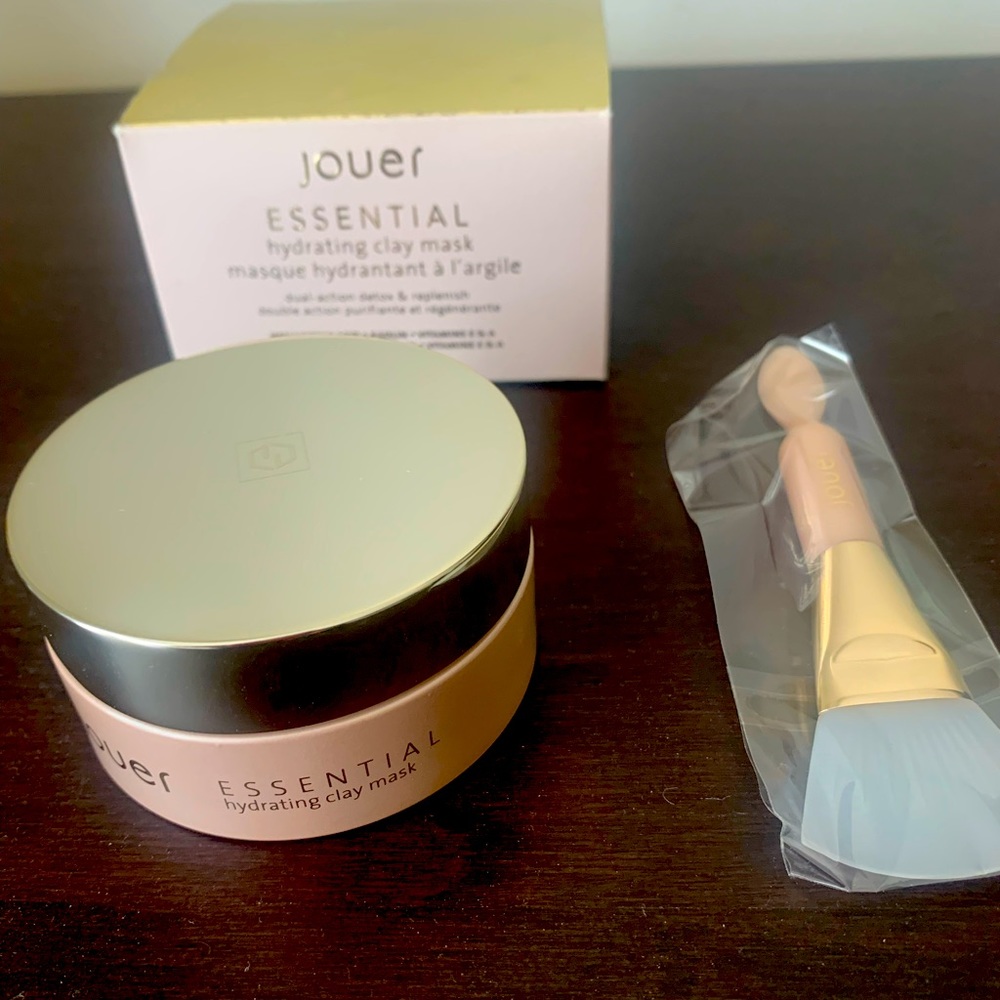 Full size 1.8 oz new ( never opened) Jouer Essential mask